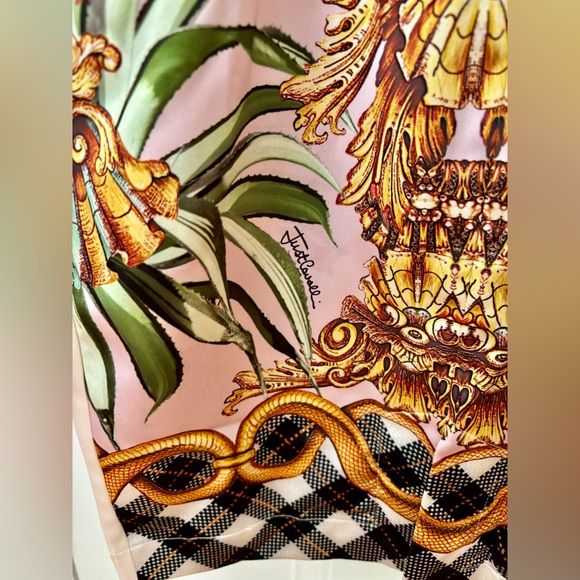 Just Cavalli Dress. Bought this Dubai Mall. Worn only 3X. Great Condition - Picture 5 of 9